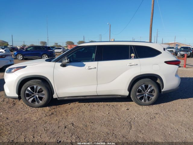 Toyota Highlander Xle Image 15