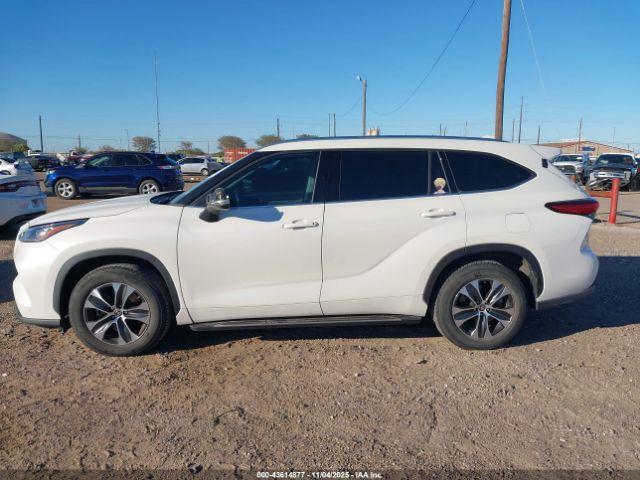 Toyota Highlander Xle Image 15
