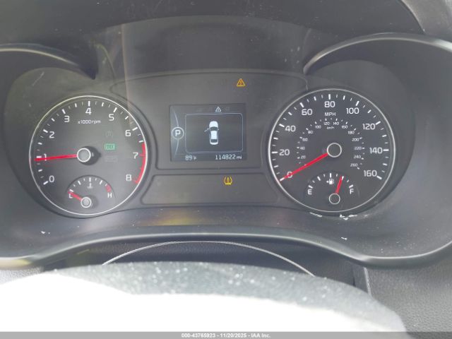 Kia Optima Lx Image 9