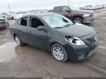  Salvage Nissan Versa