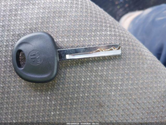 Hyundai ACCENT Gs Image 9