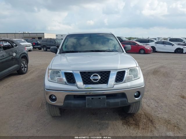 Nissan Frontier Se Image 10