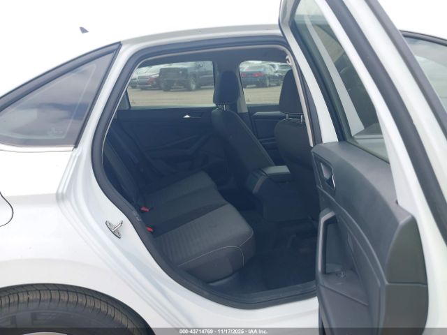 Volkswagen Jetta 1.5t S Image 9