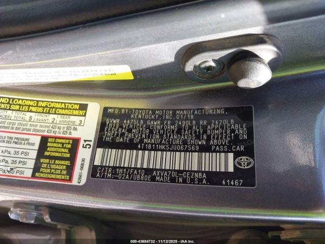 Toyota Camry Le Image 17