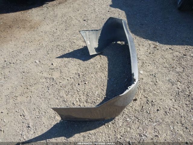 Toyota Camry Le Image 18