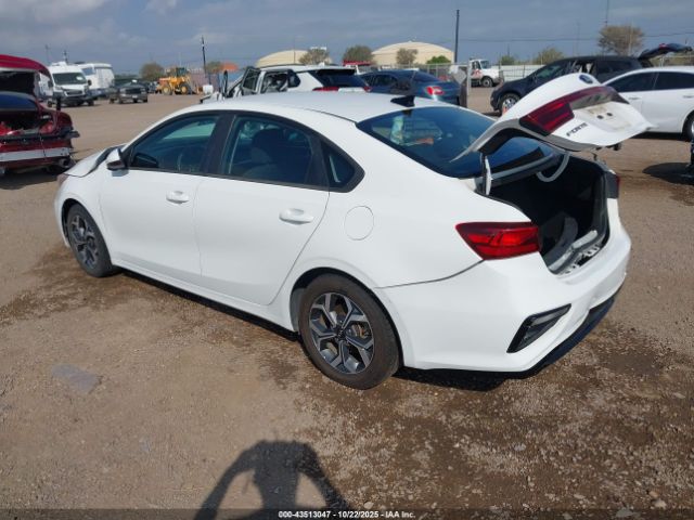 Kia Forte Lxs Image 2