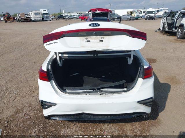 Kia Forte Lxs Image 11