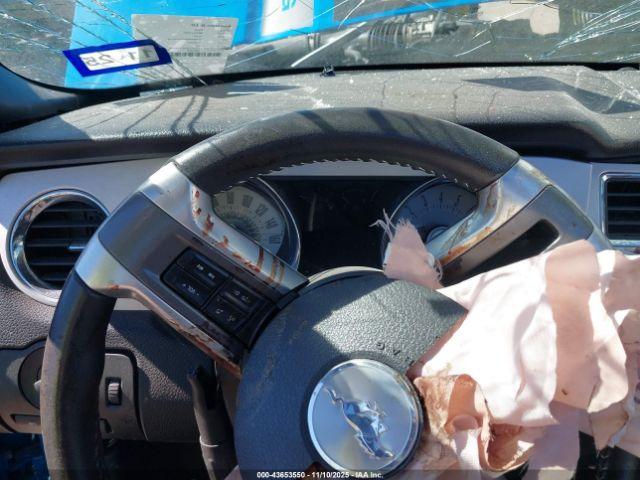 Ford Mustang V6 Premium Image 12