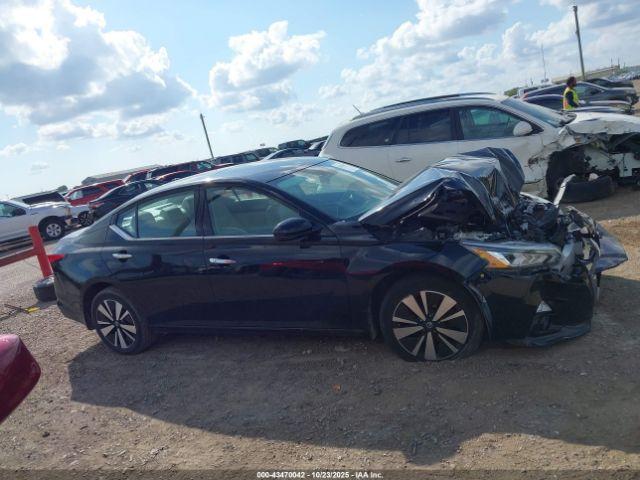 Nissan Altima Sl Intelligent Awd Image 11