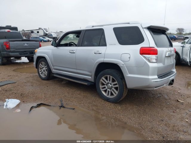 Toyota 4Runner Limited V6 Image 3