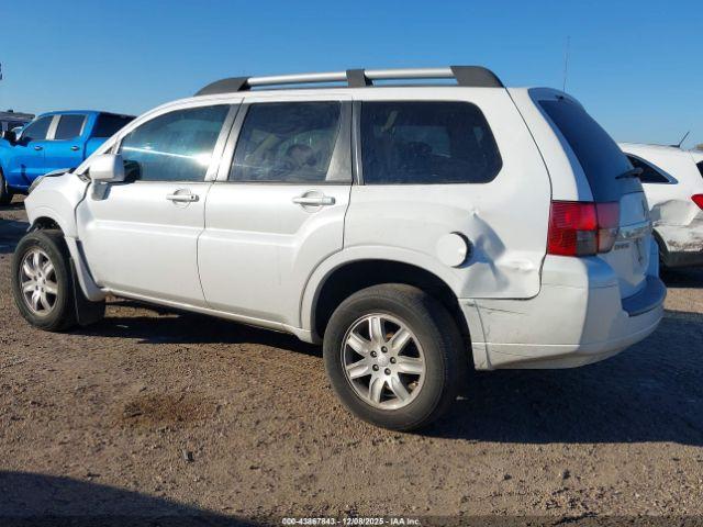 Mitsubishi Endeavor Image 3