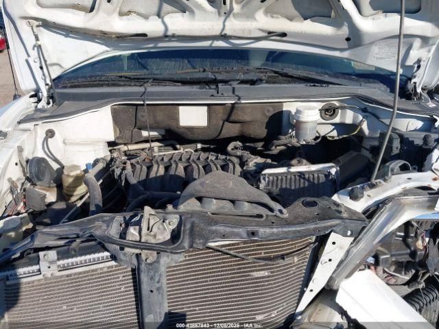 Mitsubishi Endeavor Image 9