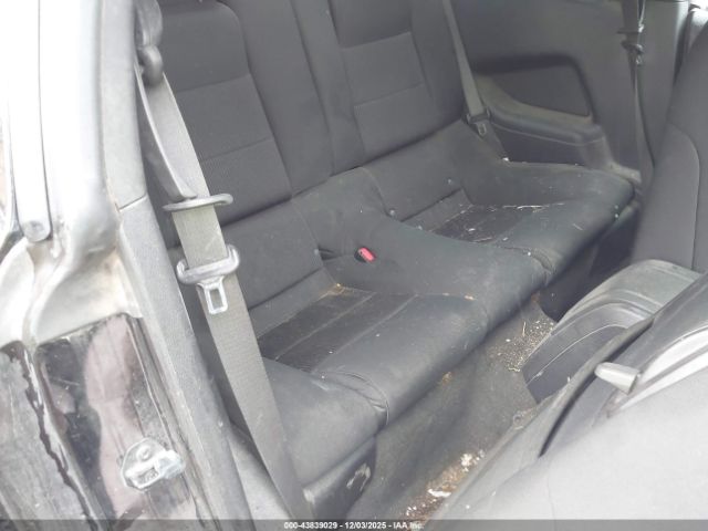 Ford Mustang V6 Image 9