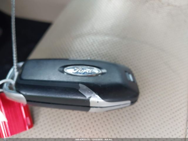 Ford F-150 Lariat Image 15