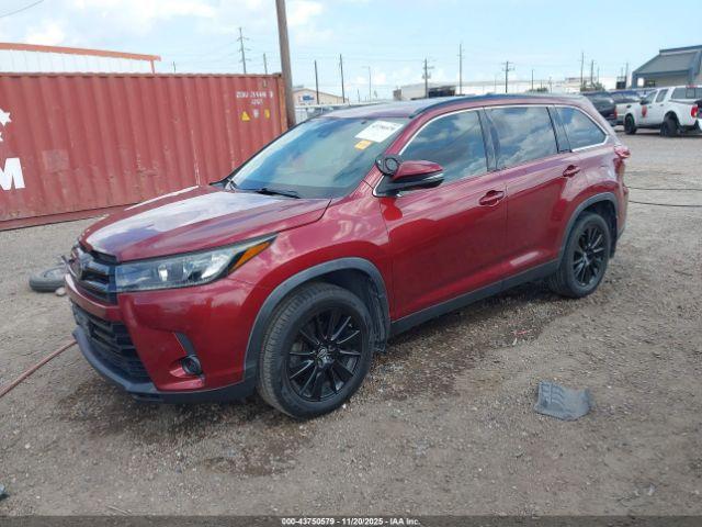 Toyota Highlander Se Image 14