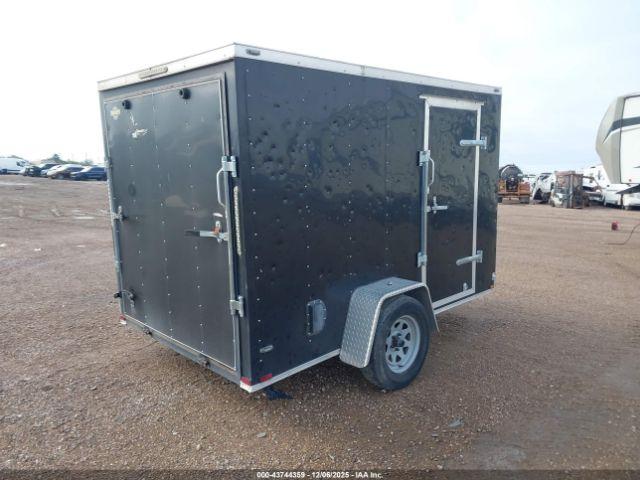 Lark 10x6 V Nose Enclosed Image 4