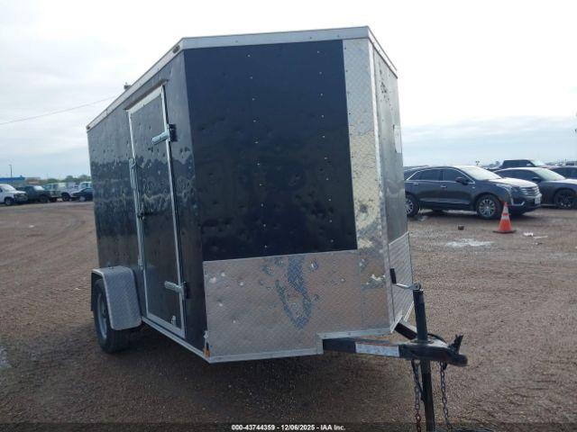 Lark 10x6 V Nose Enclosed Image 7