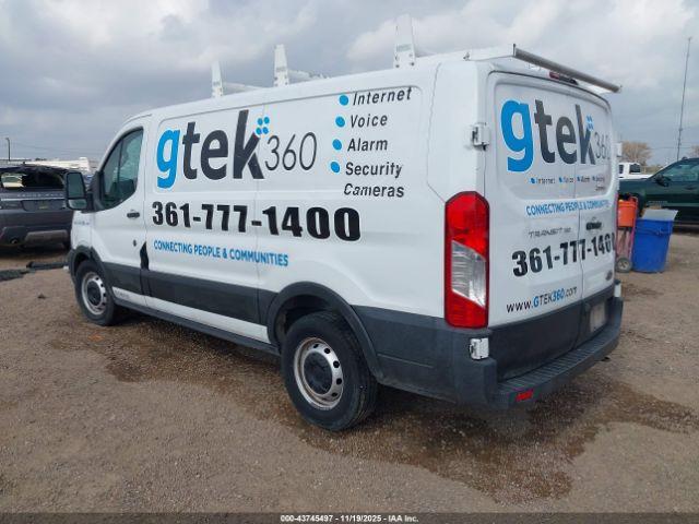 Ford Transit Image 8