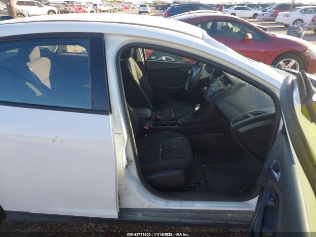 Ford Focus Se Image 6