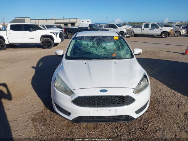 Ford Focus Se Image 10