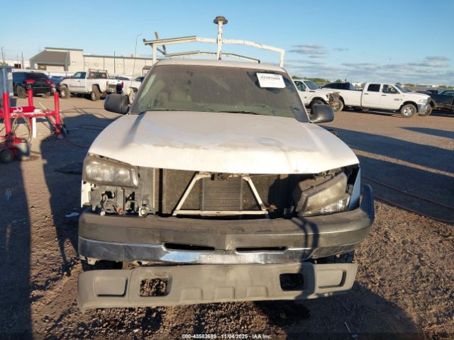 Chevrolet Silverado 2500 Work Truck Image 8