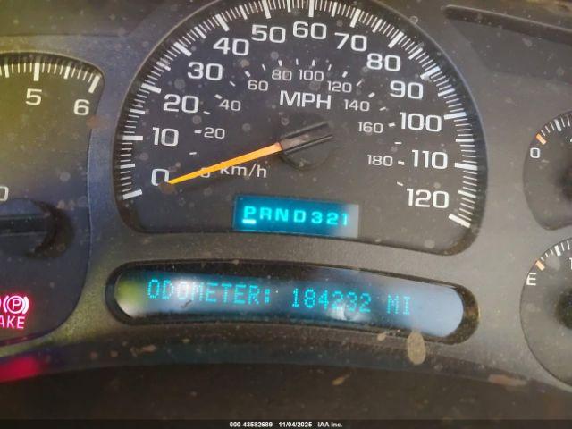 Chevrolet Silverado 2500 Work Truck Image 14