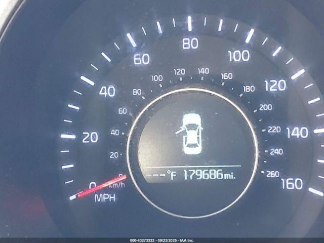 Kia Optima Lx Image 13