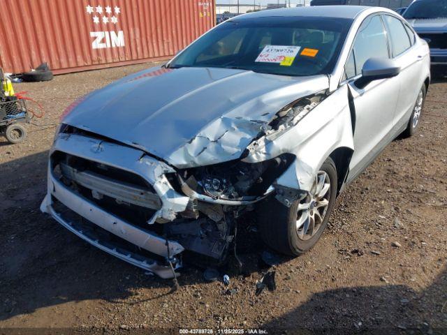 Ford Fusion S Image 6