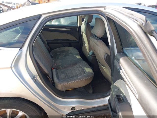 Ford Fusion S Image 7