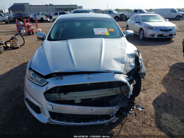 Ford Fusion S Image 15