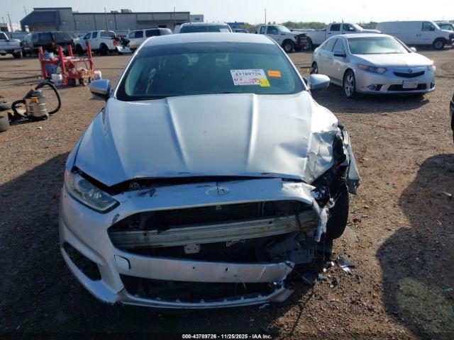 Ford Fusion S Image 15
