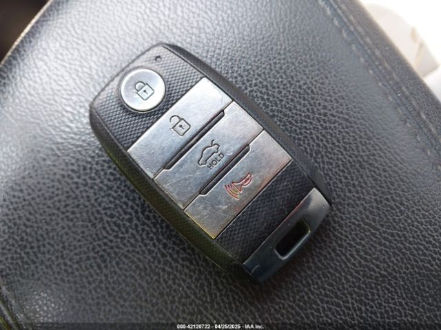 Kia Optima Ex Image 8