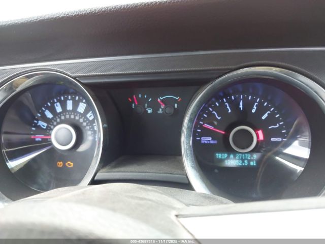 Ford Mustang V6 Image 7