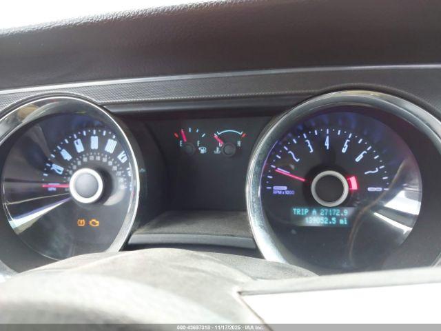 Ford Mustang V6 Image 7