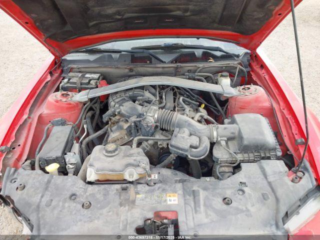 Ford Mustang V6 Image 4