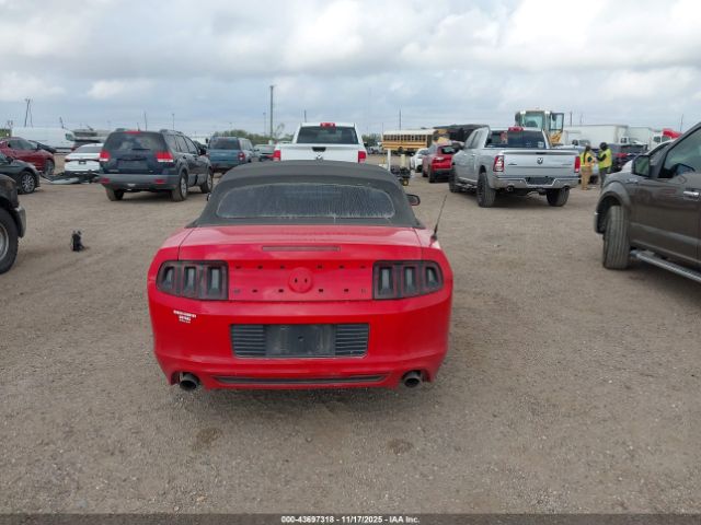 Ford Mustang V6 Image 13