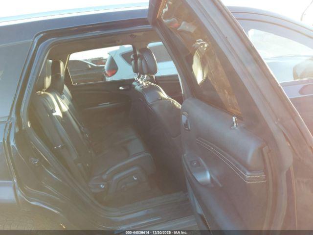 Dodge Journey Crossroad Plus Awd Image 3