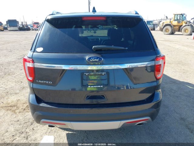 Ford Explorer Limited Image 20