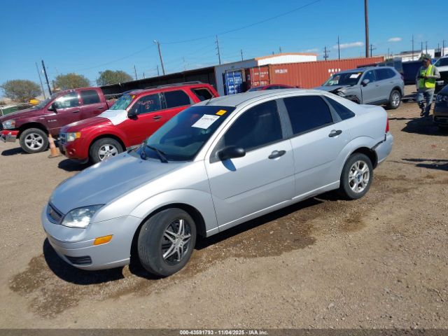 Ford Focus Zx4 Image 3