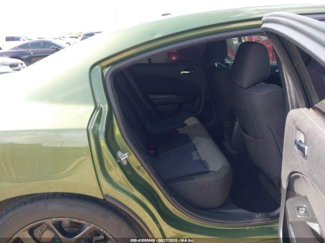 Dodge Charger Sxt Rwd Image 3