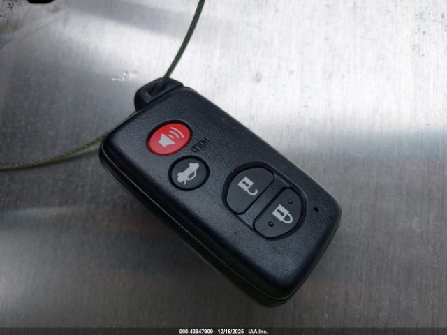 Toyota Camry Xle V6 Image 2