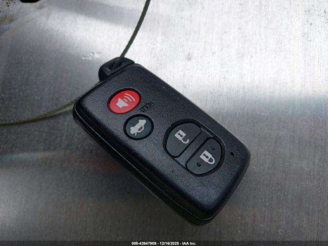 Toyota Camry Xle V6 Image 2