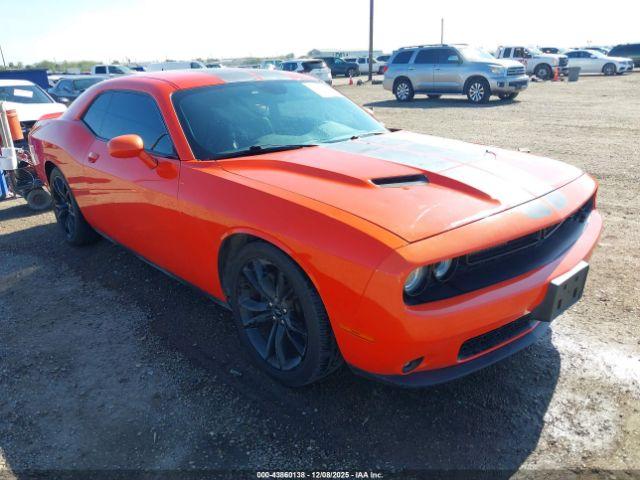  Salvage Dodge Challenger