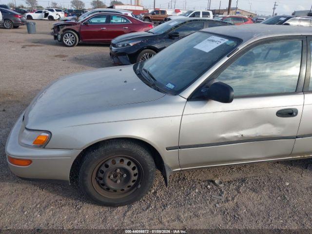 Toyota Corolla Image 12